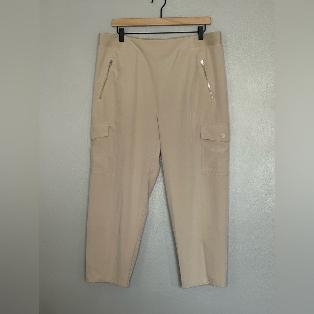 Chico's Neutral Cargo Ponte Ankle Zipper Pocket Pants Women’s Size 14